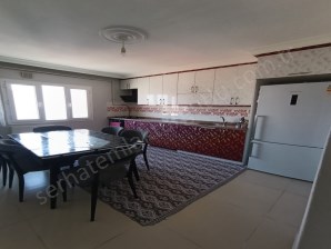 TURGUTLU SATILIK YİĞİTLER MAH 120M2 3+1 ODA ASANSÖRLÜ DOĞALGAZLI 4. KAT KÖŞE BALKONLU DAİRE 
