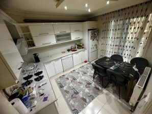 TURGUTLU SATILIK YENİ MAH 100M2 2+1 ODA ZEMİN ÜSTÜ 1. KAT 7 YILLIK DOĞALGAZLI ÇİFT BALKONLU DAİRE