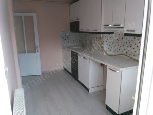 TURGUTLU KİRALIK YILMAZLAR MAH 3+1 ODA 120M2 4. KAT DOĞALGAZLI BALKONLU DAİRE 