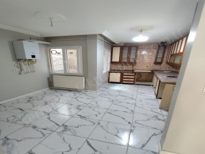 TURGUTLU KİRALIK ŞEHİTLER MAH 100M2 2+1 ODA 2. KAT DOĞALGAZLI BALKONLU DAİRE 