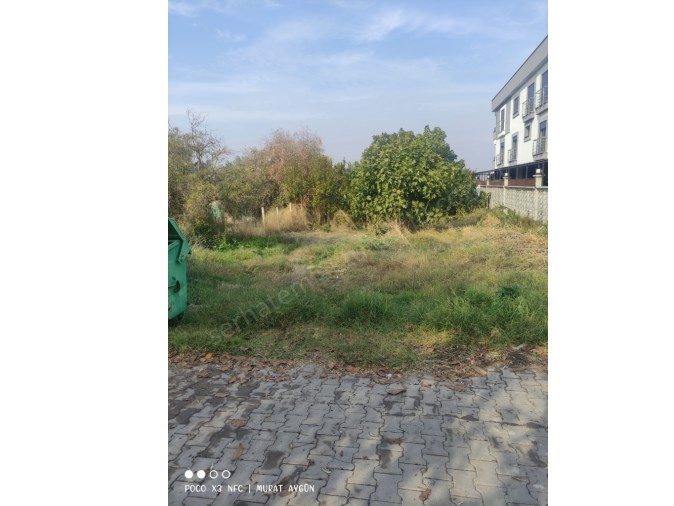 TURGUTLU SATILIK ARSA AVŞAR MAH 258M2 3 KAT İMARLI ASFALTIN SOL ALT TARAFINDA  ELEKTRİK SU ALINIR 