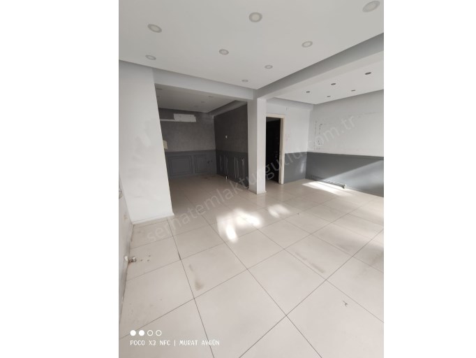 TURGUTLU KİRALIK DÜKKAN CUMHURİYET MAH 140M2 YÜKSEK ZEMİN DOĞALGAZLI MUTFAKLI WC LAVABO BANYO VARDIR