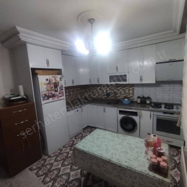 TURGUTLU SATILIK YILDIRIM MAH 130M2 3+1 ODA ZEMİN ÜSTÜ DOĞALGAZLI ÇİFT BALKONLU YALITIMLI DAİRE 