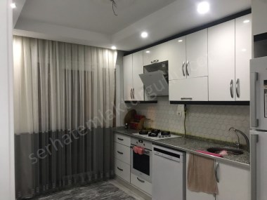 TURGUTLU SATILIK BOZKURT MAH 2 YILLIK 3+1 125M2 1. KAT DOĞALGAZLI BALKONLU ACİL SATILIK DAİRE 