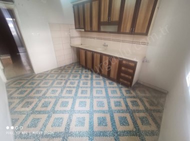 TURGUTLU KİRALIK SELVİLİTEPE MAH 140M2 3+1 ODA SOBALI YÜKSEK GİRİŞ ZEMİN KAT 