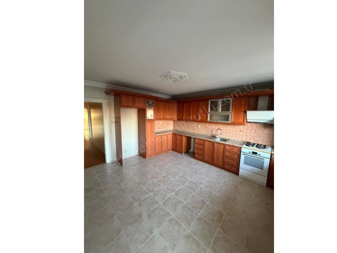 TURGUTLU SATILIK ACARLAR MAH 190M2 3+1 ODA 2. KAT DOĞALGAZLI BALKONLU 14 YILLIK DAİRE 