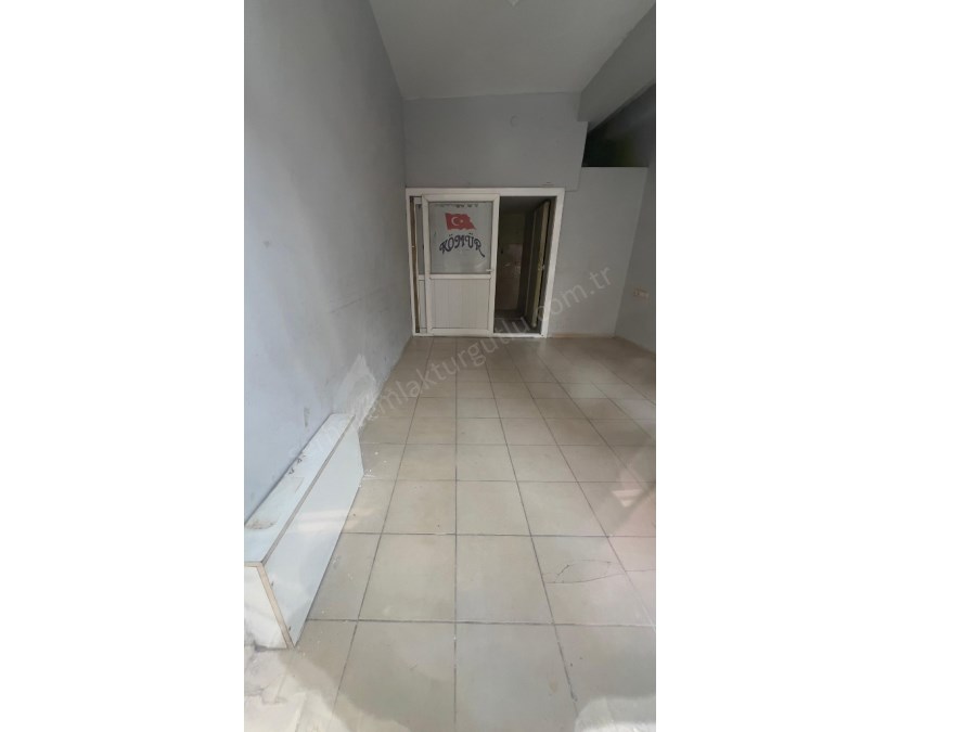TURGUTLU KİRALIK DÜKKAN YEDİEYLÜL MAH 20M2 WC VE LAVABOSU MEVCUT 