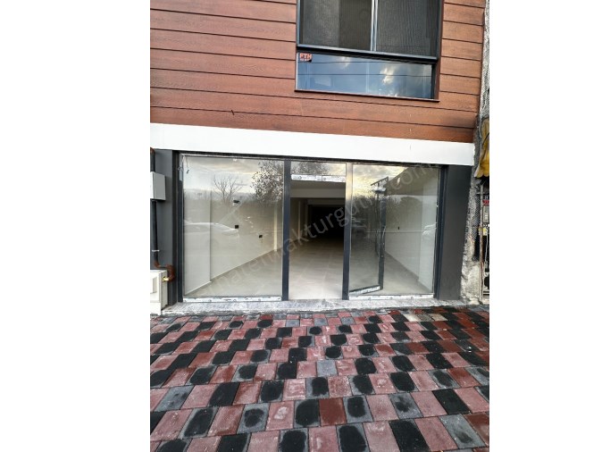 TURGUTLU SATILIK SIFIR DÜKKAN YENİ MAH YEŞİLLİK KARŞISI 180M2 WC VE LAVABO VARDIR 