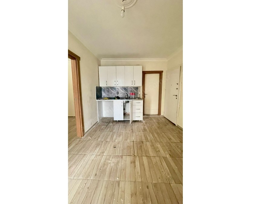 TURGUTLU SATILIK ALBAYRAK MAH 1+1 ODA 55M2 2. KAT C.B.Ü. KARŞISI YATIRIMLIK DAİRE 