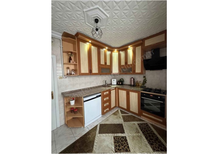 TURGUTLU SATILIK ŞEHİTLER MAH ASFALTA YAKIN 110M2 2+1 ODA 4. KAT DOĞALGAZLI BALKONLU TADİLATLI DAİRE