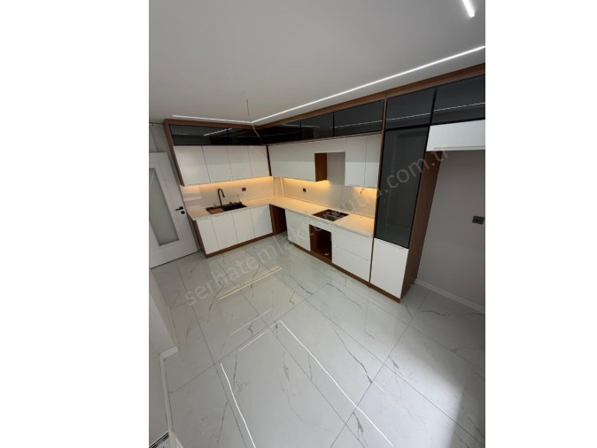 TURGUTLU SATILIK YENİ MAH 5 ADET SIFIR DAİRELER ASANSÖR OTOPARK VE DOĞALGAZLI EBEVEYN B.LÜKS YAPI 