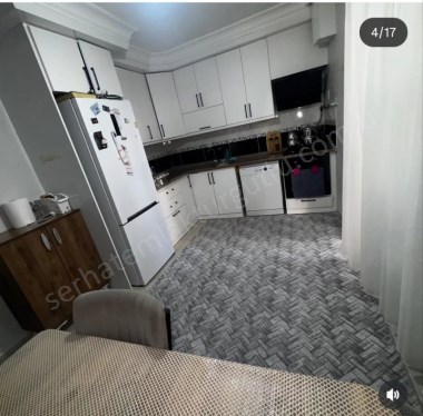 TURGUTLU SATILIK YİĞİTLER MAH 110M2 30M2 BAHÇE 2+1 ODA DOĞALGAZLI 13 YILLIK DAİRE 