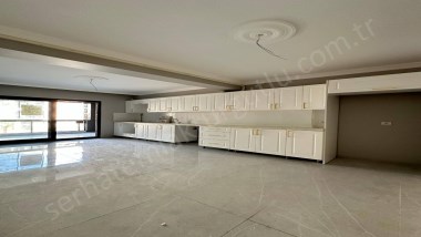 TURGUTLU KİRALIK YİĞİTLER MAH 160M2 3+1 ODA 1. KAT ASANSÖRLÜ OTOPARKLI DOĞALGAZLI SIFIR DAİRE 