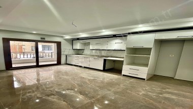 TURGUTLU SATILIK ÖZYURT MAH SIFIR DAİRELER 1.VE 2. KAT OTOPARKLI DOĞALGAZLI BALKONLU 115M2 2+1 ODA 