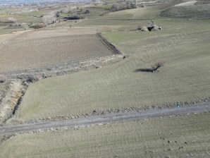 K.KAZAN GYODAN AHİ MAHALLESİNDE 1227M YOLA CEPHE BAHÇELİK TARLA