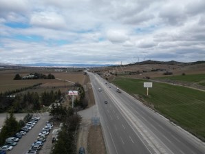 K.KAZAN GYODAN İMRENDİ MAH.2384+2588 M2 İST. YOLU CEPHELİ TARLA