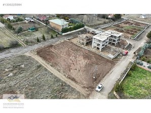 K.KAZAN GYODAN 450M2 SÜPER LOKASYONDA 0,60 EMSAL 3 KAT