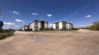 K.KAZAN GYODAN BAŞKENT ÜNİYE 1KM MESAFEDE 760M2 VİLLA PARSELİ
