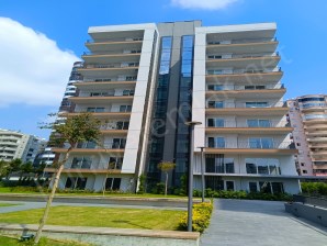 ADANA ÇUKUROVA HUZUREVLERİ MAHALLESİNDE GÖKTEKİN G7 SİTESİNDE 3+1 KAPALI MUTFAK SIFIR DAİRE