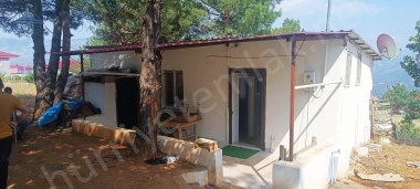 POZANTI YENİKONACIKTA EFES SİTESİ ALTI  1+1 KONTEYNIR SATILIK EV