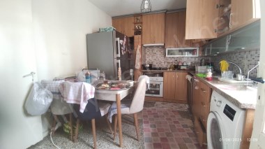 YÜZÜNCÜ YIL DA ÇOK CAZİP 3+1 KAPALI MUTFAK DAİRE...