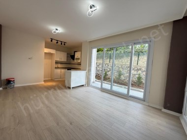 KABASAKAL MAHALLESİ MAVİ RÜZGAR SİTESİ BAHÇE KATI SATILIK DAİRE