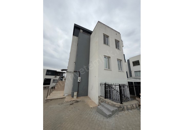ADANA ÇUKUROVA KABASAKAL MAHALLESİ 2+1 SATILIK DAİRE