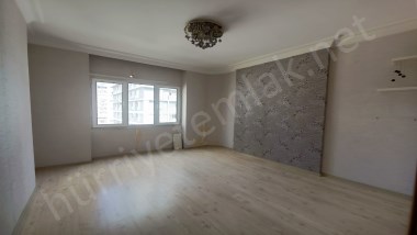 ÇUKUROVA İLÇESİ YURT MAHALLESİ 3+1 KAPALI MUTFAK SATILIK DAİRE