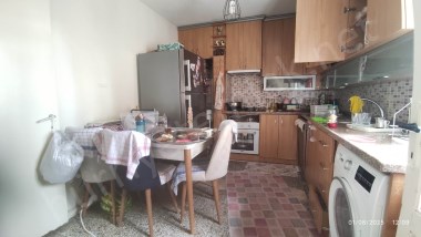YÜZÜNCÜ YIL DA ÇOK CAZİP 3+1 KAPALI MUTFAK DAİRE...