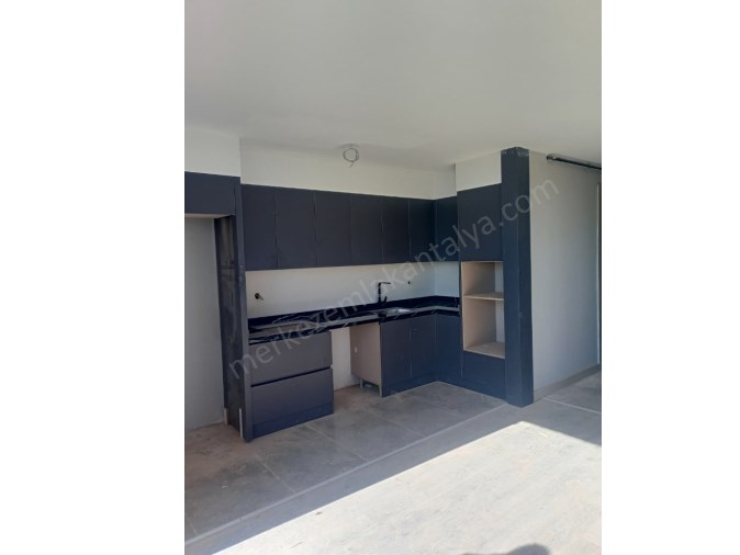 DÖŞEMEALTI ALTINKALE SATILIK 2+1 SIFIR DAİRE