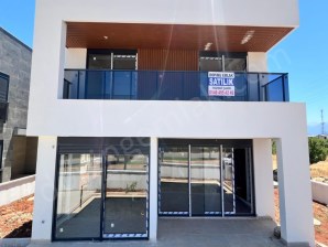 ANTALYA DÖŞEMEALTI YEŞİLBAYIR 7+1 SATILIK VİLLA