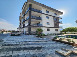ANTALYA DÖŞEMEALTI BAHÇEYAKA 2+1 SATILIK DAİRE 