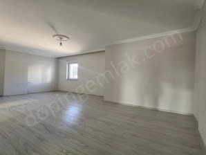 VARSAK KARŞIYAKADA  GENİŞ LÜKS 2+1 YÜKSEK GİRİŞ  AYRI MUTFAK SATILIK DAİRE 