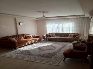 Kepez Hüsnükarakaşta Kepez devlet hastanesine çok yakın yürüme mesafesinde 2. kat 3+1 140 M2