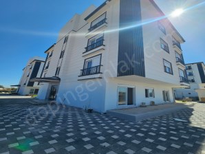 şelalede 2+1 katta havuzlu daire