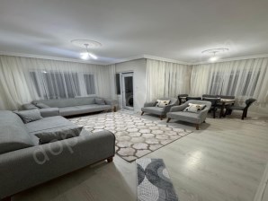 türkeş sitesinde 5in 1 i 