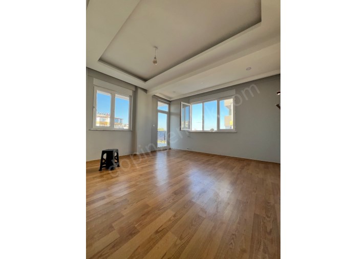 ANTALYA KEPEZ AYDOĞMUŞ DA SIFIR AYARINDA 2+1 HERŞEYİ AYRI GENİL KULLANIŞLI SATILIK DAİRE 