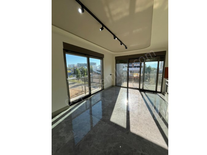 ANTALYA AKSU ALTINTAŞTA KARDEŞ KENTLER ÜZERİ OFİS VE KONUT İÇİN UYGUN KİRALIK 