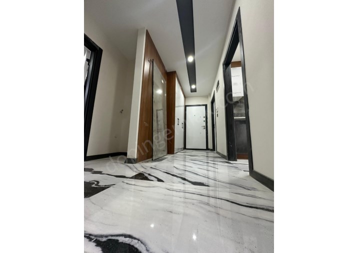 ANTALYA KEPEZ MENDERESTE TRAMVAYA ADIM MESAFEDE BÖLGENİN  EN BÜYÜK GİRİŞ DAİRESİ 