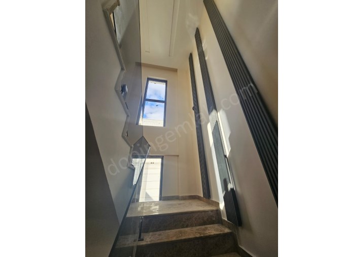 ANTALYA DÖŞEMEALTI ALTINKALE 4+1 SATILIK VİLLA