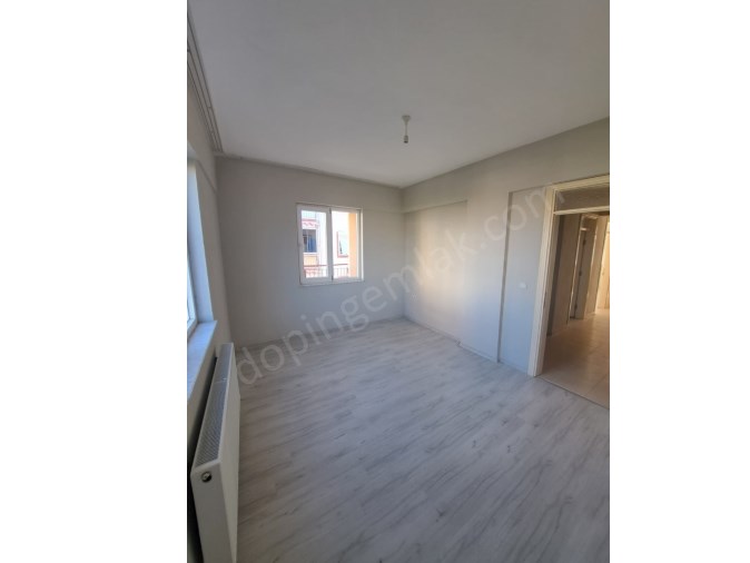 KİRALIK 3 BALKONLU GENİŞ DAİRE