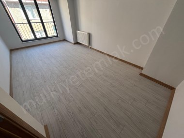 100.YIL MAHALLESİ 2+1 SIFIR DAİRE 