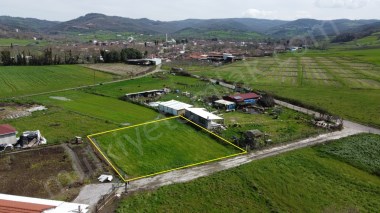 TÜTÜNCÜDE 830 m2 FIRSAT HOBİ BAHÇESİ