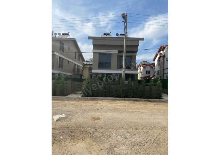 Çalış bölgesinde denize 100 metre muhteşem villa