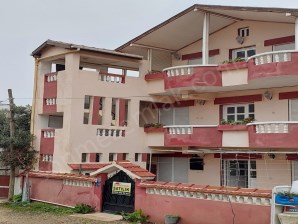 BURSA MUDANYA EĞERCE SAHİLDE SATILIK 3.KATLI DONANIMLI YAZLIK VİLLA