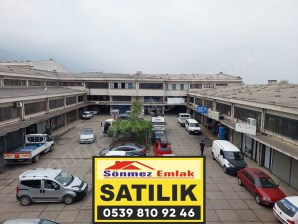 BURSA YILDIRIM OTSANSİTTE  İYİ KONUMDA SATILIK 108m2 DÜKKAN