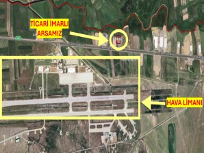 HAVA ALANI KARŞISINDA TİCARİ İMARLI ARSA