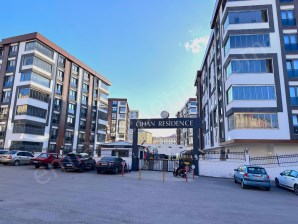 YILDIZKENT BULVARDA EN İYİ LOKASYONDA SATILIK LÜKS 4+1 DAİRE