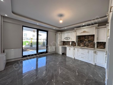 DADAŞKENTTE SIFIR İÇİ FUL YAPILI LÜKS FIRSAT VİLLA