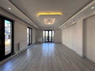 KISA SÜRELİĞİNE  SIFIR İÇİ FUL YAPILI BAĞIMSIZ LÜKS FIRSAT VİLLA